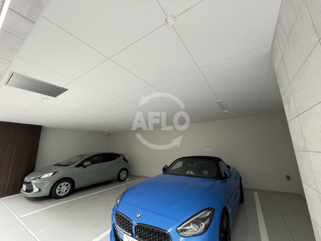 スプランディッド中之島WESTの駐車場|スプランディッド中之島WEST　駐車場