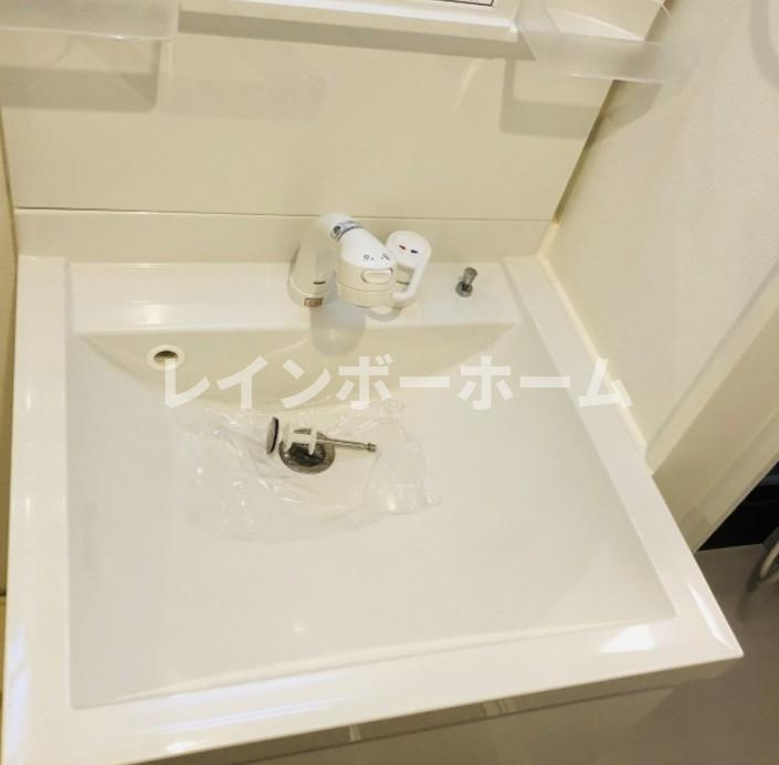 堀切イリスタワー31Fの独立洗面台