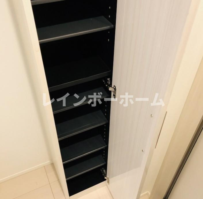堀切イリスタワー31Fの玄関