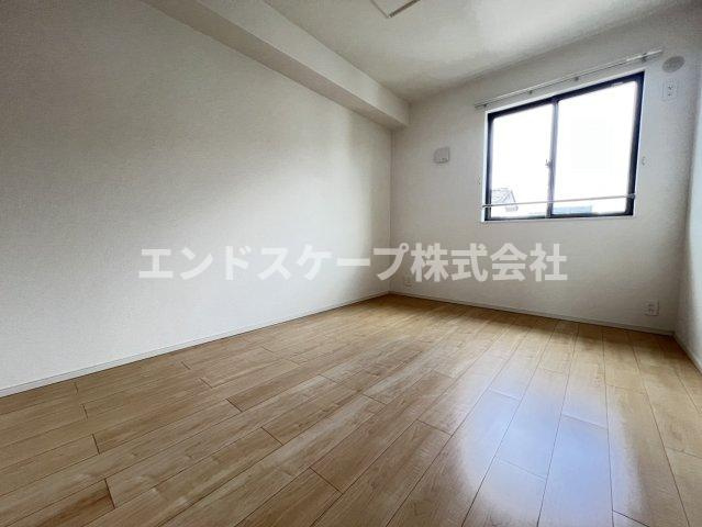 Ｃａｓａ・すみれの洋室|高崎、前橋のお部屋探しはエンドスケープまで！お客様の理想お聞かせ下さい♪