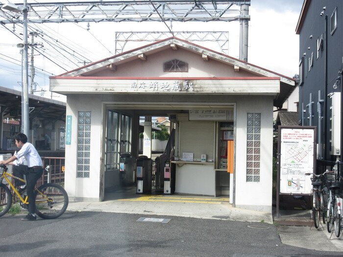 グランパルクコーズのエントランス|落ち着いたエントランスです