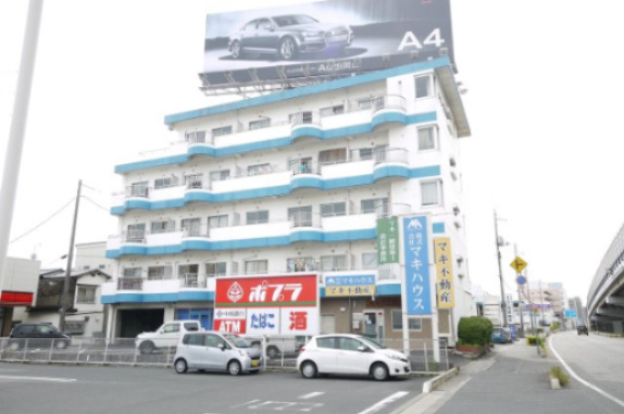 シティー福富の外観