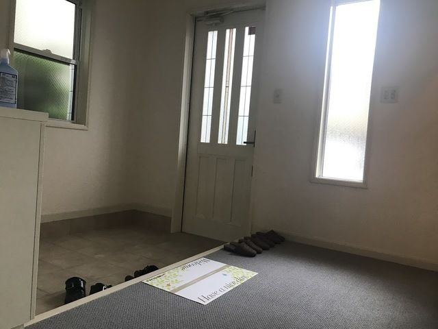 土田邸の玄関
