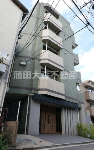 コスモリード大森町の外観