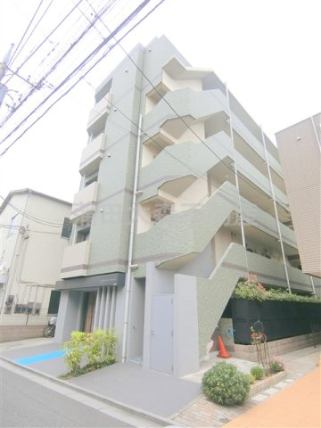 コスモリード大森町の外観