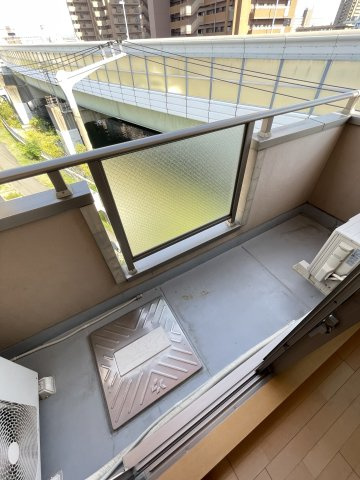 大阪市都島区毛馬町２丁目の賃貸マンションのバルコニー