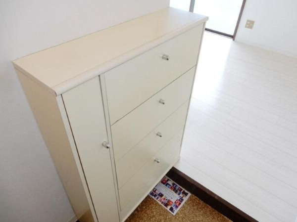 横浜市戸塚区下倉田町の賃貸マンションの収納