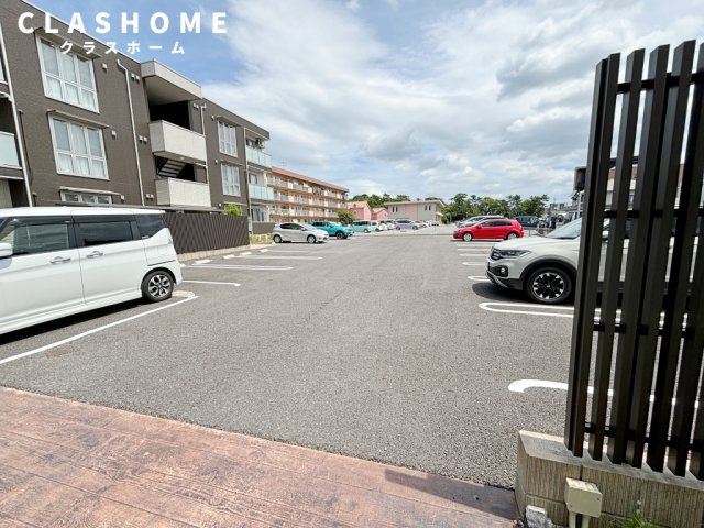 シティシャルム　　　刈谷市近郊の賃貸はクラスホームの駐車場