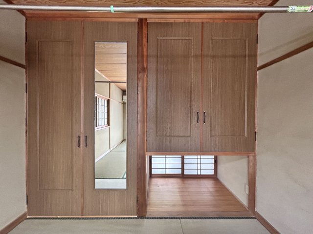 【和室】 | 今山貸家 | お部屋を広く使える大容量収納。荷物もしっかり納まります