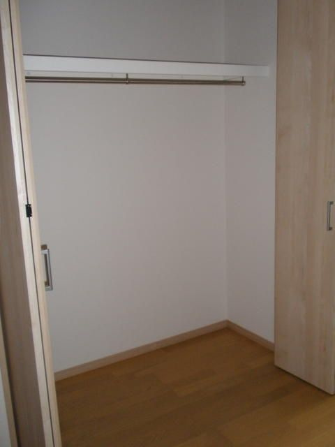 プレジール氷川の収納