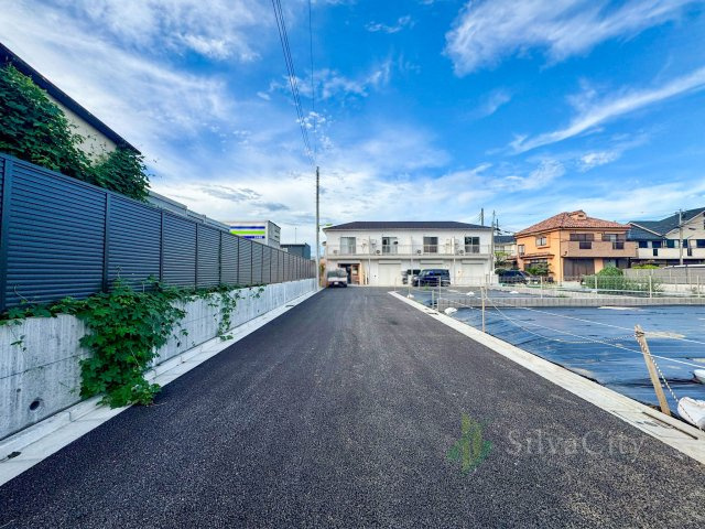 世田谷区給田5丁目の前面道路含む現地写真
