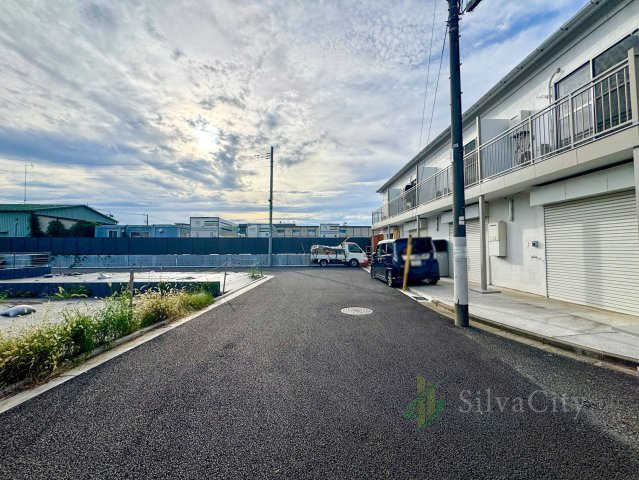 世田谷区給田5丁目の前面道路含む現地写真