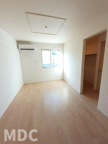 徳島市八万町川南のアパートの内装