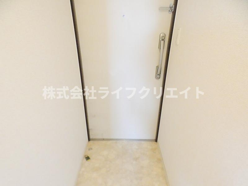 カドリフォリエの玄関