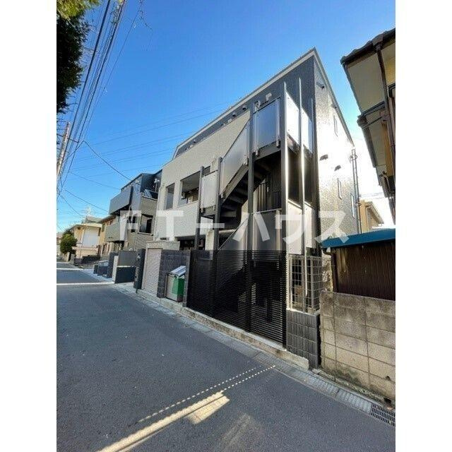 アクシス船橋の外観