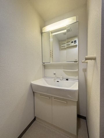 府中市宮町１丁目の賃貸マンションの浴室