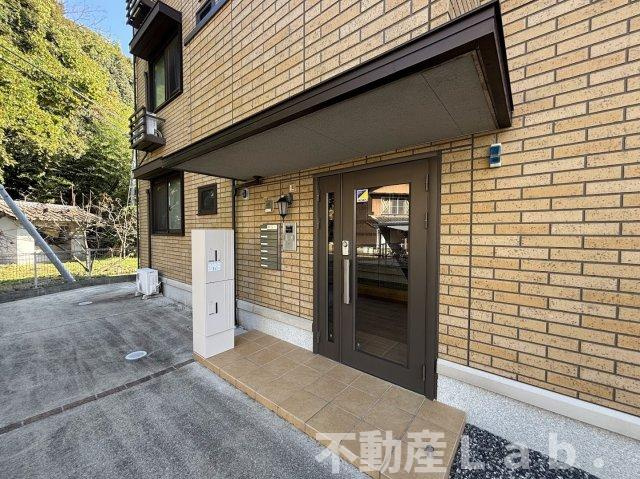 グランソレイユ　A棟のエントランス|※同一建物別号室のお写真です。