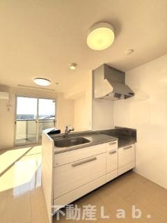 グランソレイユ　A棟のキッチン|※同一建物別号室のお写真です。
