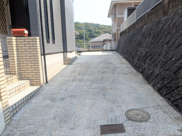 志井三丁目8番12号(B-12)の駐車場