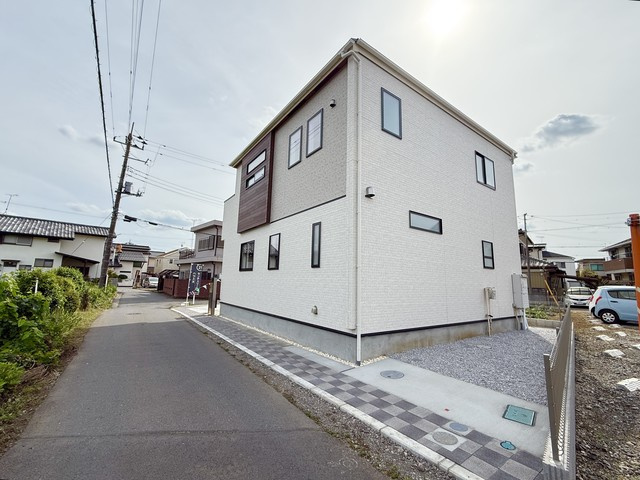 川越市上戸新町3期の前面道路含む現地写真