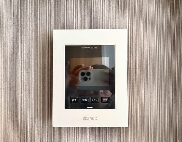 川越市的場　中古の防犯設備|モニター付きインターホン