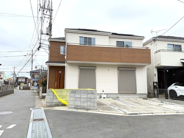 川越市的場　中古の前面道路含む現地写真