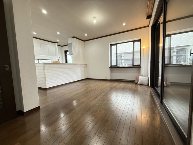 川越市大塚　中古の居間・リビング