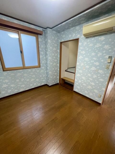 新宿区西早稲田１丁目の店舗事務所の内装