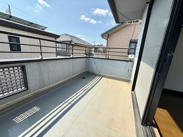 川越市かすみ野　中古のバルコニー
