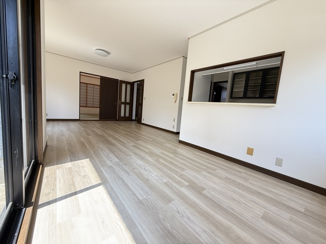 川越市かすみ野　中古の居間・リビング