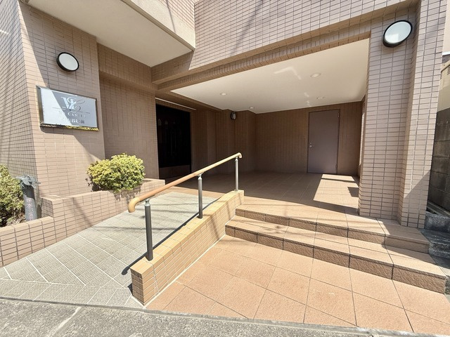 マイキャッスル南古谷駅前のエントランス