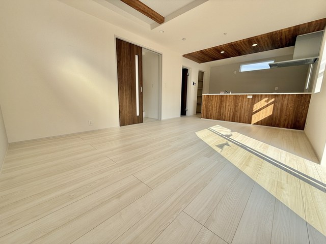 川越市岸町2丁目の居間・リビング