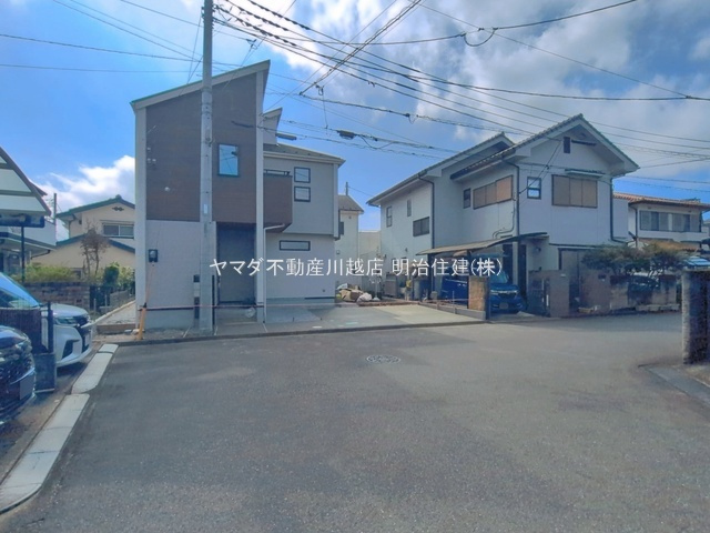 川越市上戸新町6期の前面道路含む現地写真