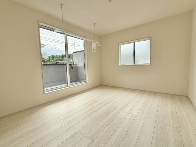 川越市大塚新町の洋室