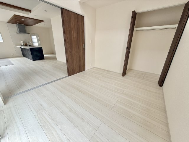 川越市大塚新町の洋室