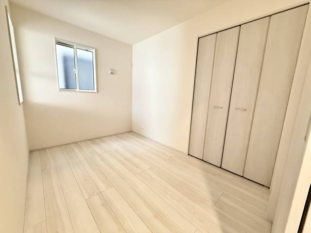 川越市岸町1丁目の洋室