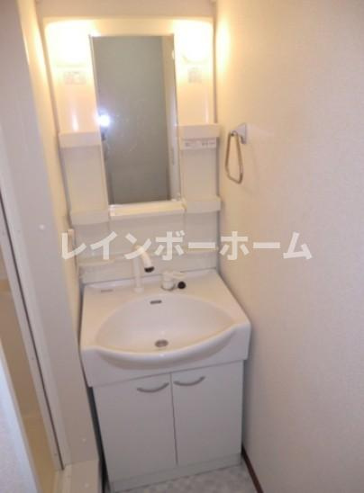 ドゥミエールソフィアの独立洗面台|※別部屋参照写真となります。