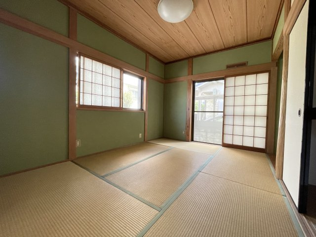 笹部２丁目　中古戸建の和室|1階6帖和室です　客間としても使いやすい！