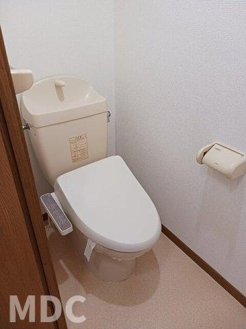 徳島市八万町法花谷のアパートのトイレ