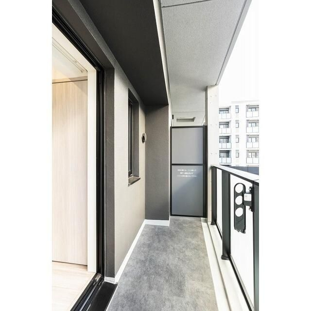 ＬＩＢＲ　ＧＲＡＮＴ　四谷三丁目のバルコニー