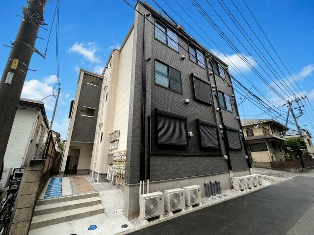グランフォート桜丘の外観