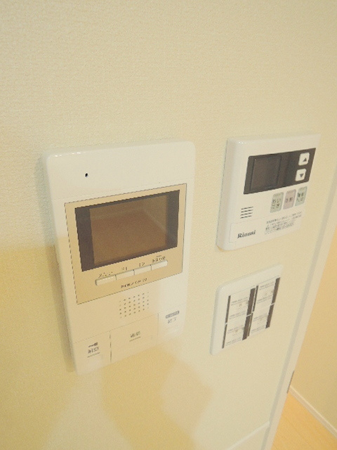 エステート東戸塚のセキュリティ|安心のＴＶモニタ付インタホン
