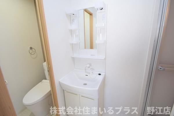 ロイヤルハイム八芳園の洗面所