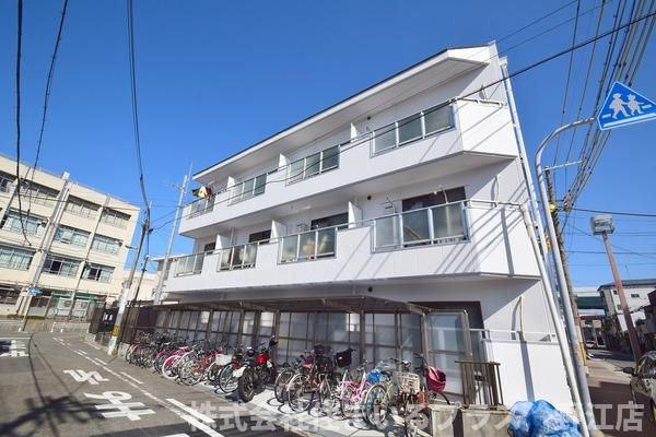 ロイヤルハイム八芳園の外観