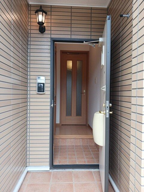 メリディオ・ふじの玄関