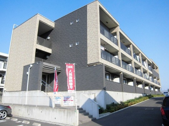 セレーノみのりCの外観