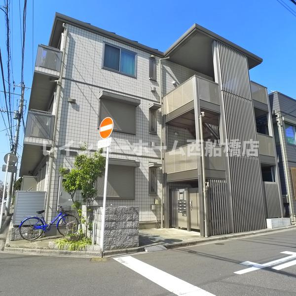 シャルムドミールAの外観