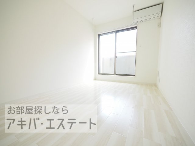【居間・リビング】 | メドヴェージ谷塚 | 同一仕様写真