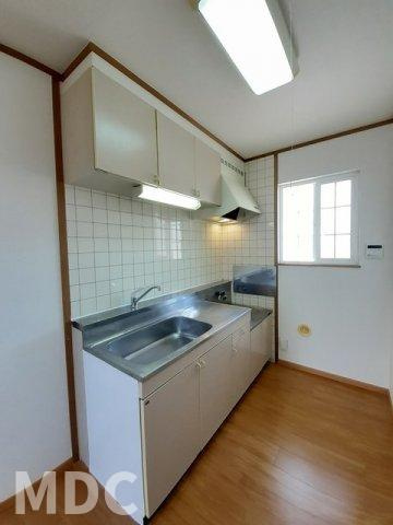 徳島市八万町内浜のアパートのキッチン