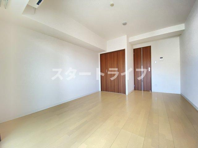 大阪市東淀川区淡路３丁目の賃貸マンションの寝室